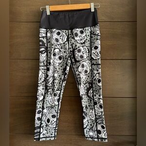 Constantly Varied Gear (CVG) Rap Legends capri leggings XS